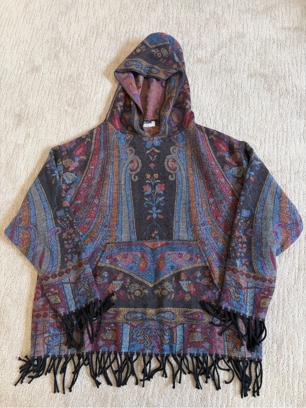 Kamaru Hoodie like new